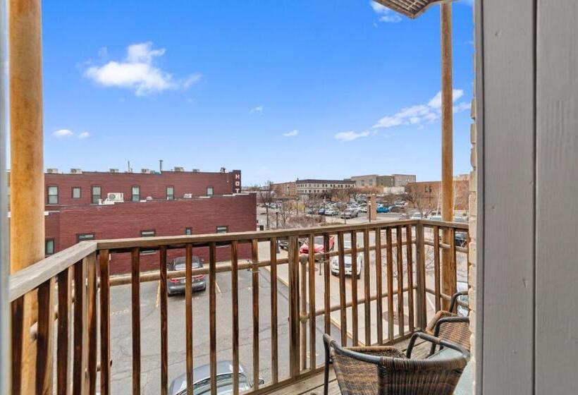 هتل Modern Condo Inside The Historic St Regis