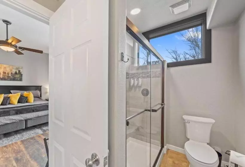 Hotelli Modern Condo Inside The Historic St Regis