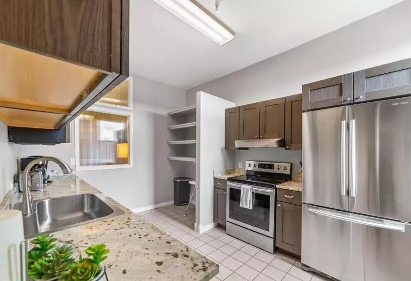 Hotelli Modern Condo Inside The Historic St Regis