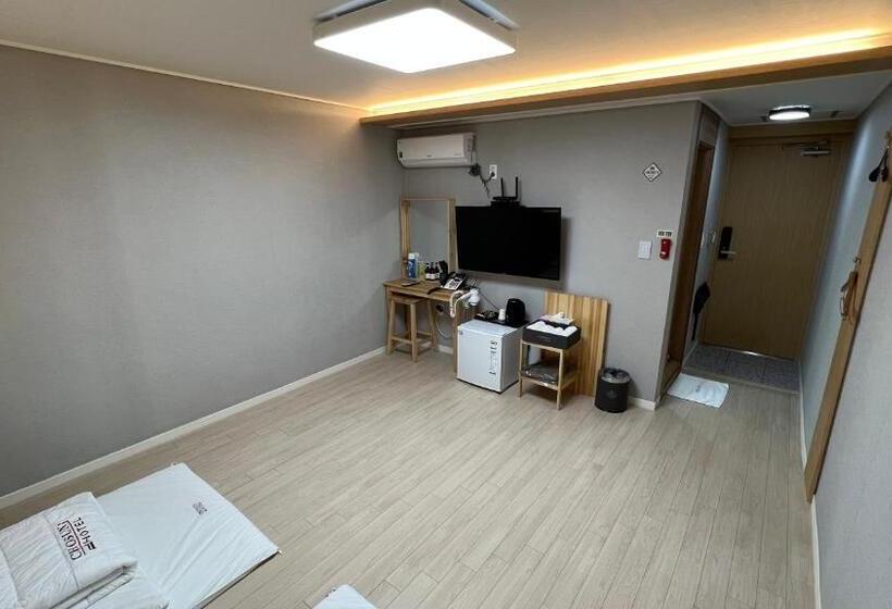 Motel Tongyeong  Chosun