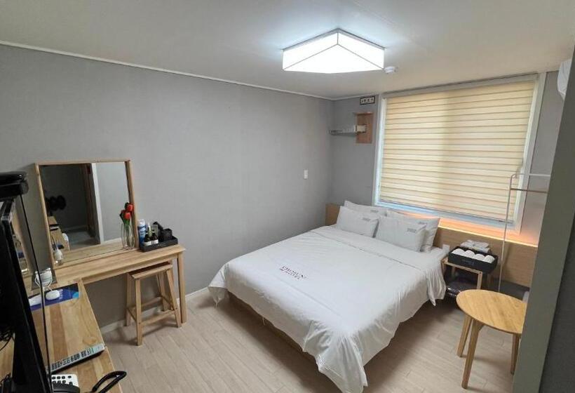 Motel Tongyeong  Chosun