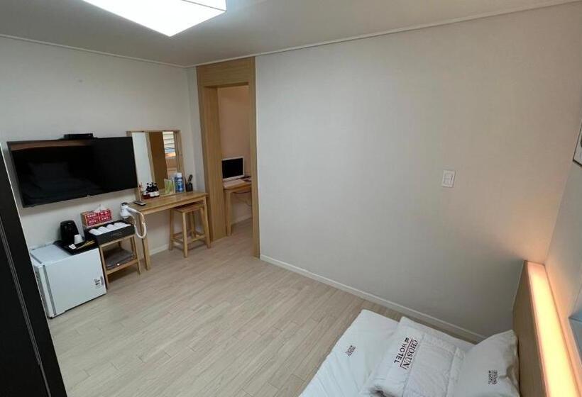 Motel Tongyeong  Chosun