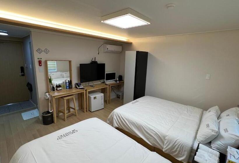 Motel Tongyeong  Chosun