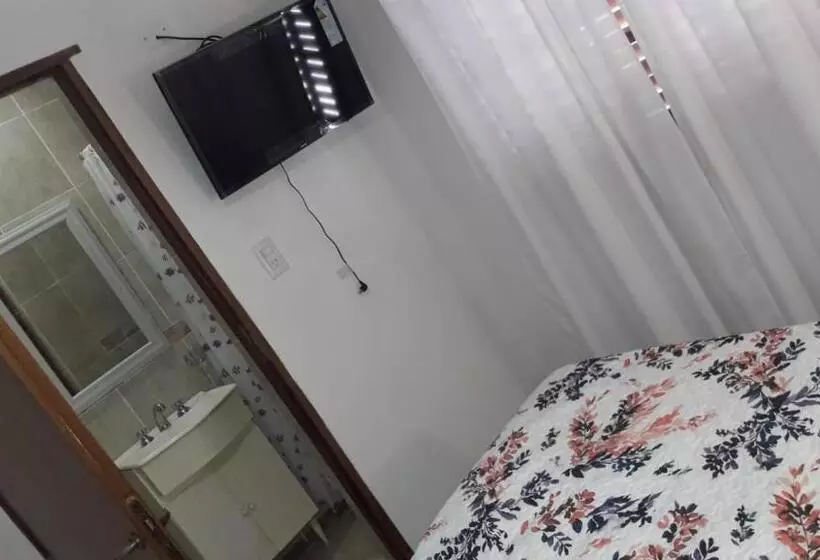 Majatalo Alojamiento Guemes