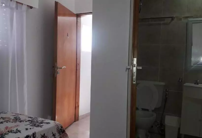 Majatalo Alojamiento Guemes