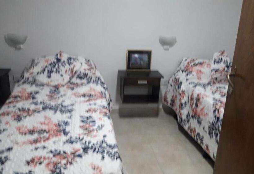 Pension Alojamiento Guemes