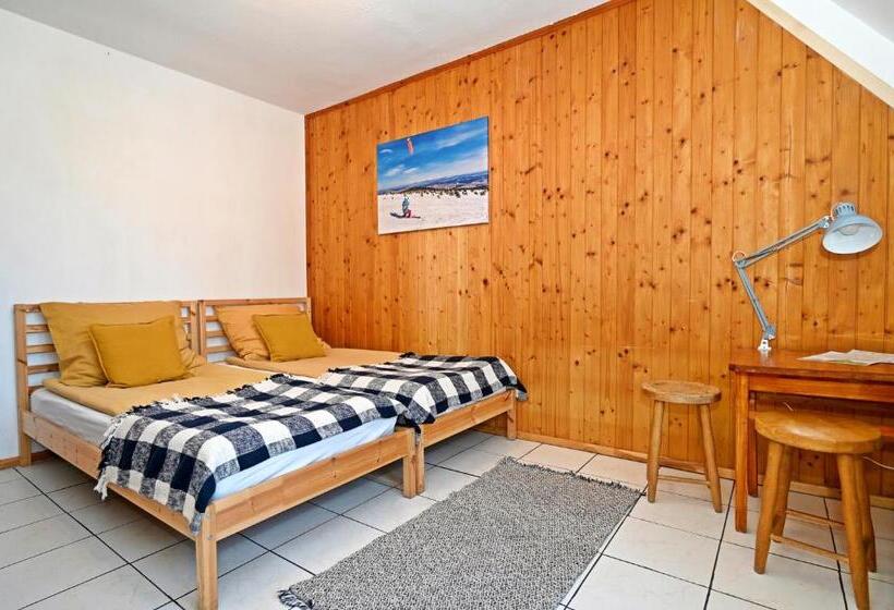 膳宿费 Poza Horyzont