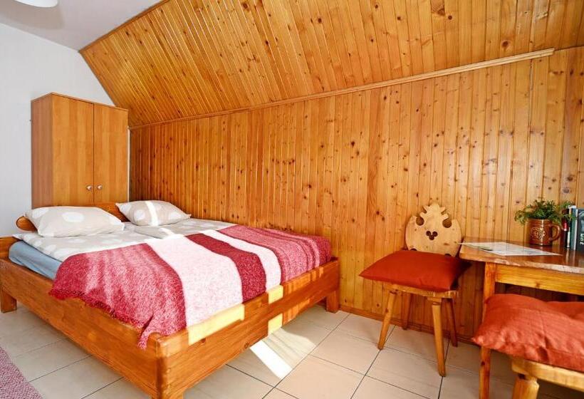 膳宿费 Poza Horyzont