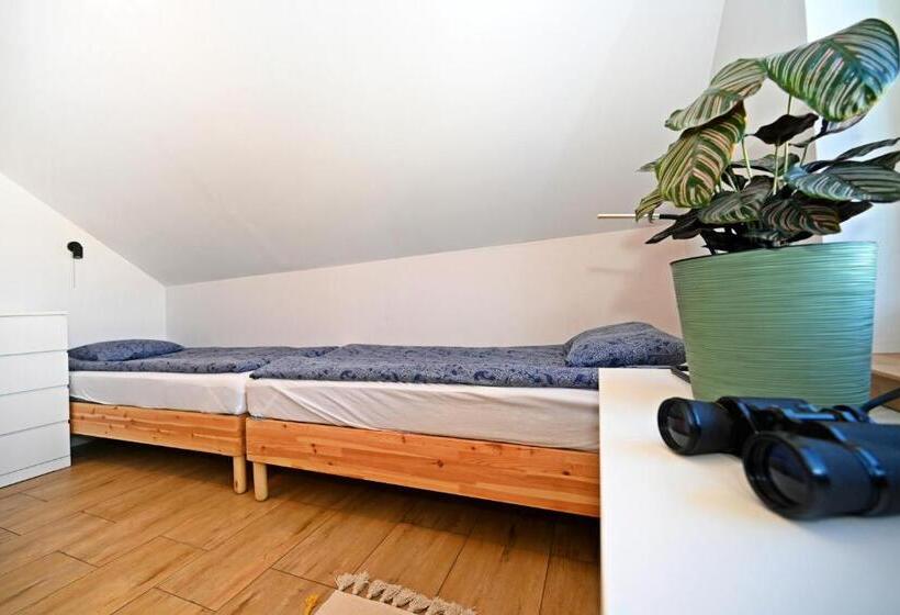 膳宿费 Poza Horyzont