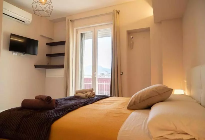 تختخواب و صبحانه Belvedere Sea Suite