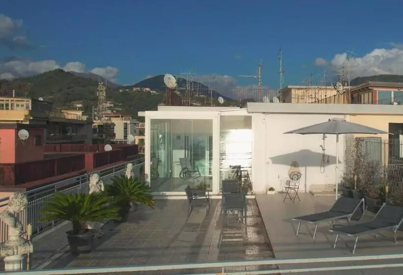 تختخواب و صبحانه Belvedere Sea Suite