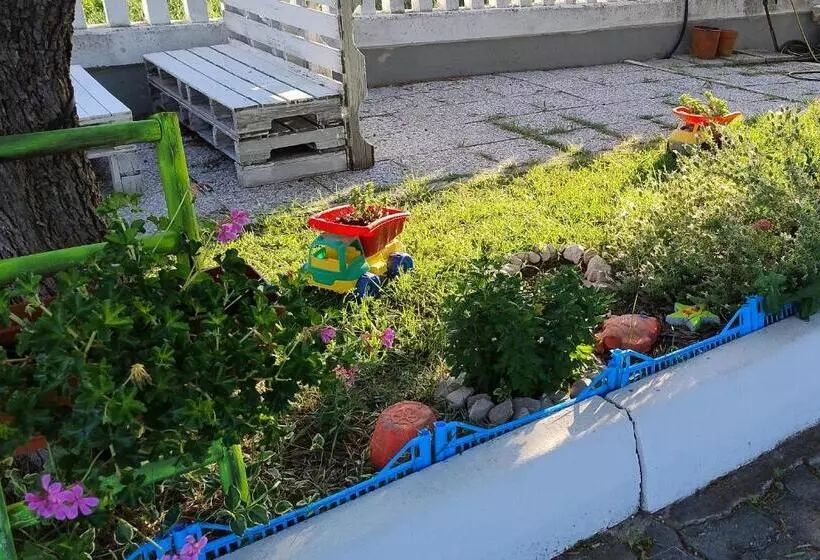 Aamiaismajoitus (B&B) Colline Del Sole