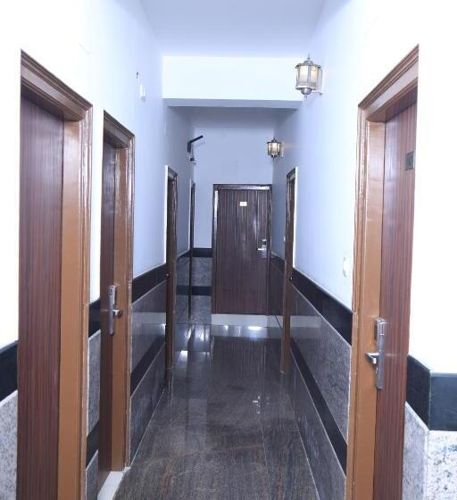 Hotell Christian Guest House