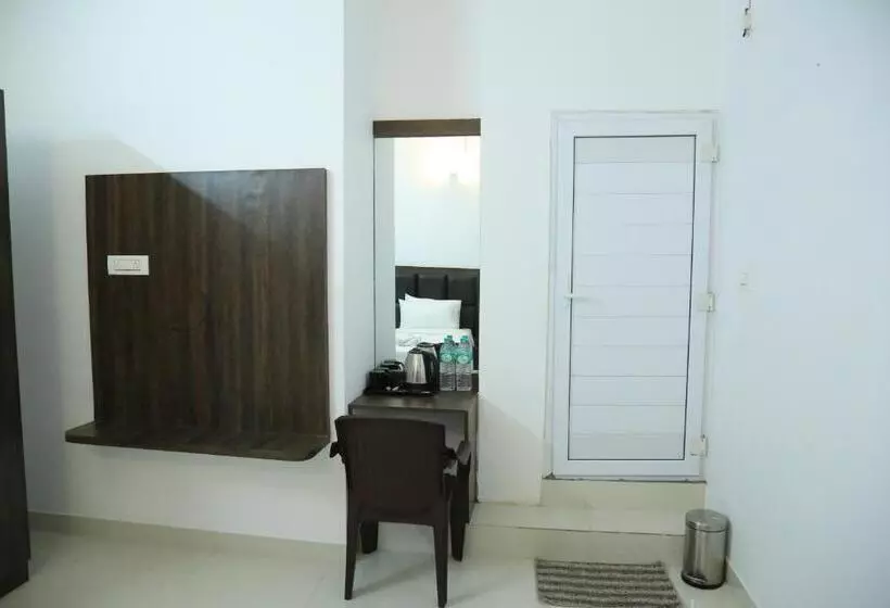 ホテル Christian Guest House