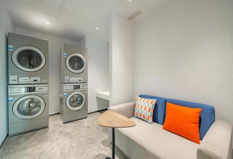 Отель Holiday Inn Express Suzhou Luzhi, An Ihg