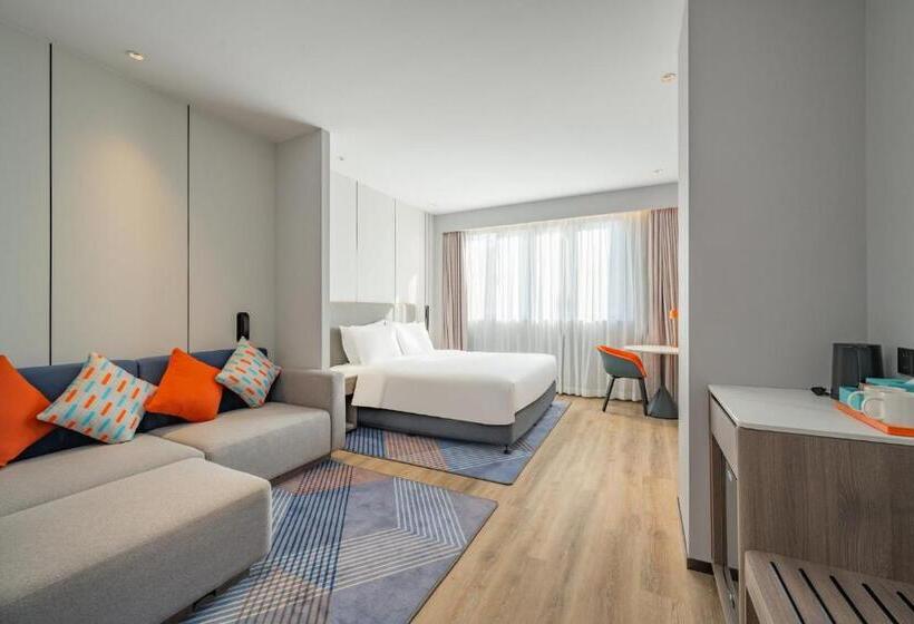 Отель Holiday Inn Express Suzhou Luzhi, An Ihg
