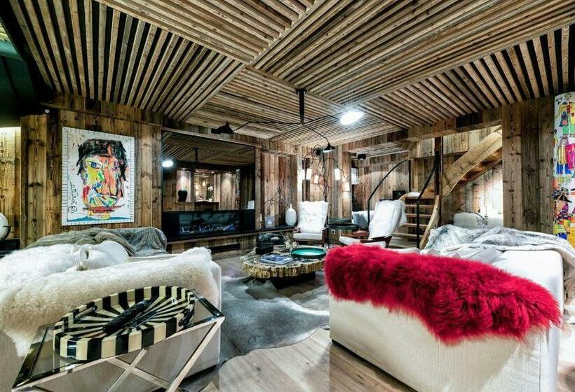 Hotel Nice View And Only The Rush Of The River Below To Lull You To Sleep