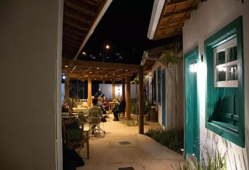 Hotelli Pousada Tons Da Mantiqueira