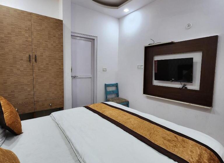 Отель Royal Afghan