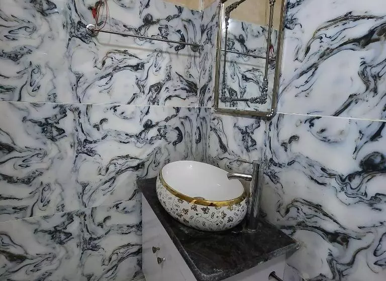 هتل Royal Afghan