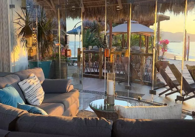 ホテル Sunset Island Villas Riviera Nayarit