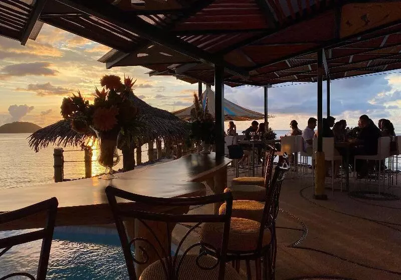 ホテル Sunset Island Villas Riviera Nayarit