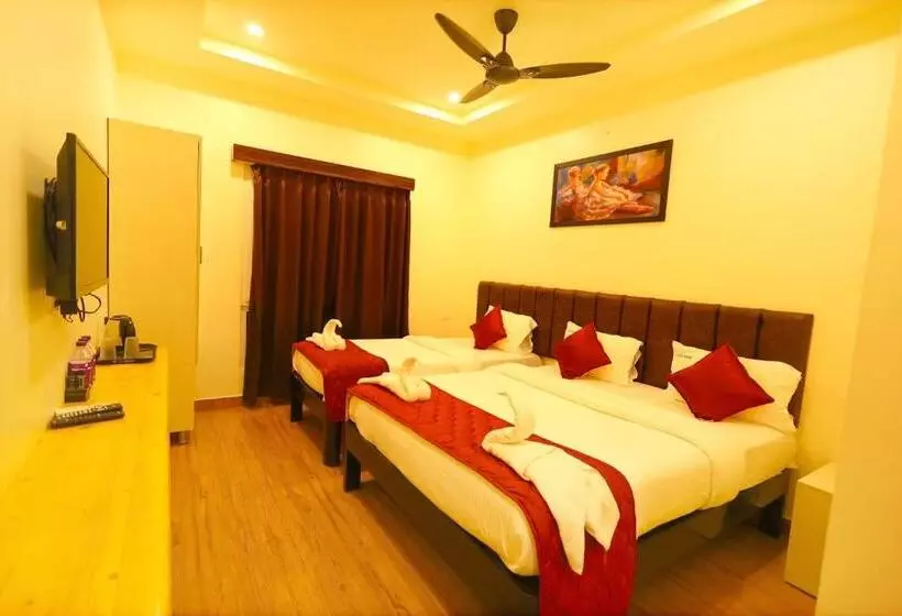 ホテル Vijaya Grand