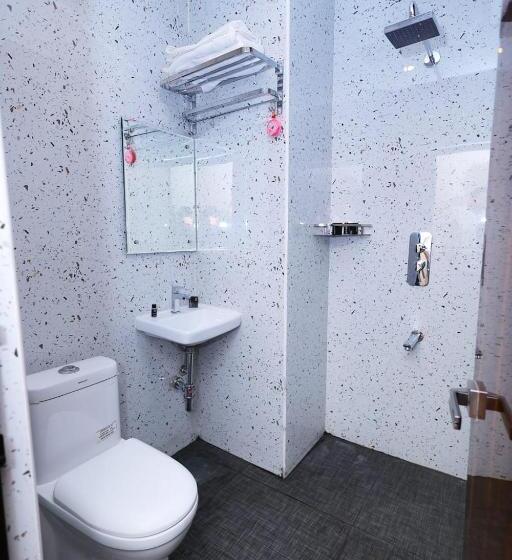 فندق Vijaya Grand