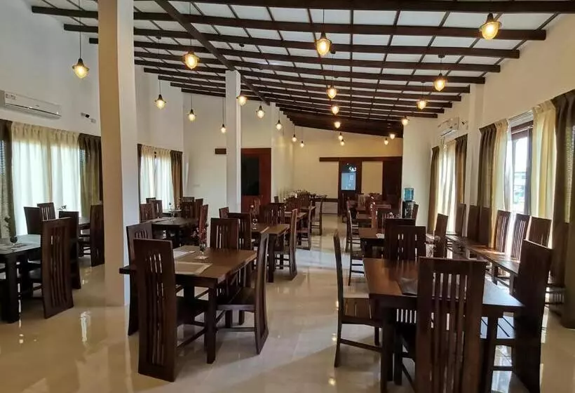 هتل Y Villa Residencies