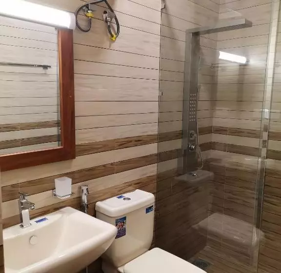 هتل Y Villa Residencies