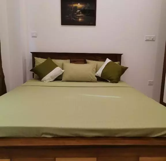 هتل Y Villa Residencies