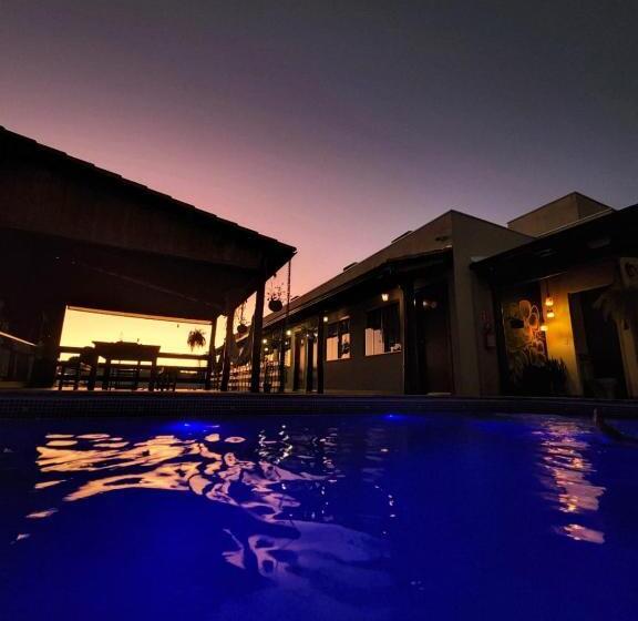 Pension (Hôtel basse catégorie) Pousada Luz De Candeia