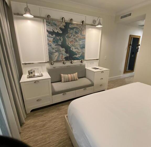 The Shepherd Hotel Downtown Clemson