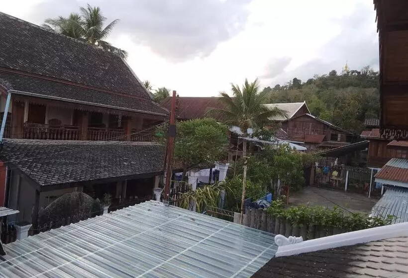 ユースホステル Funny Riverside Backpackers