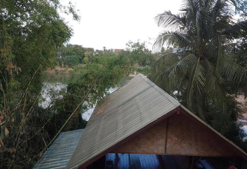 호스텔 Funny Riverside Backpackers