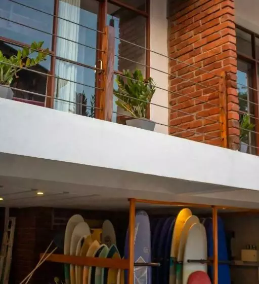 ユースホステル Surf & Party Weligama