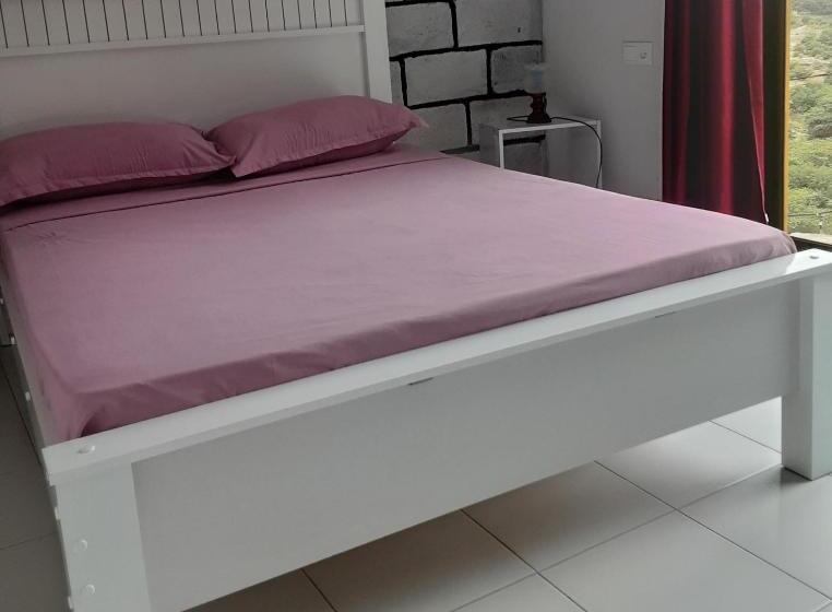 تختخواب و صبحانه Casa Familiar Pôr Do Sol