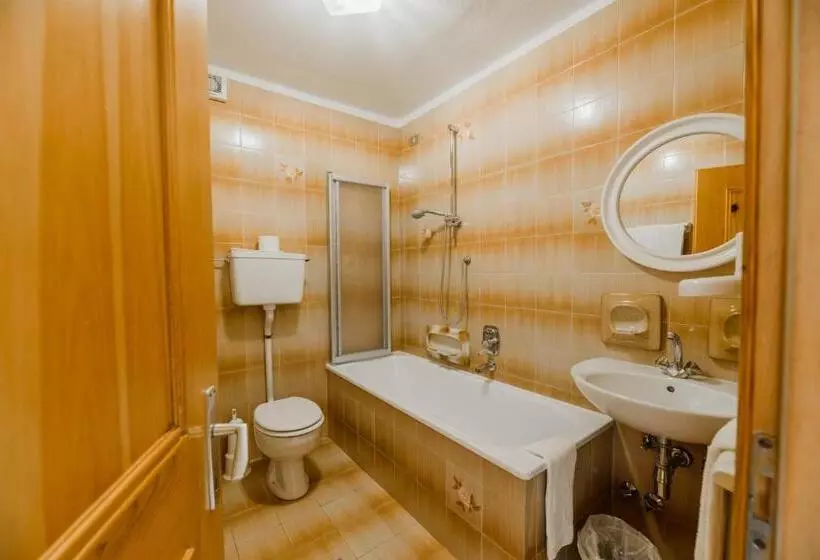 Aamiaismajoitus (B&B) Garnì Rosengarten