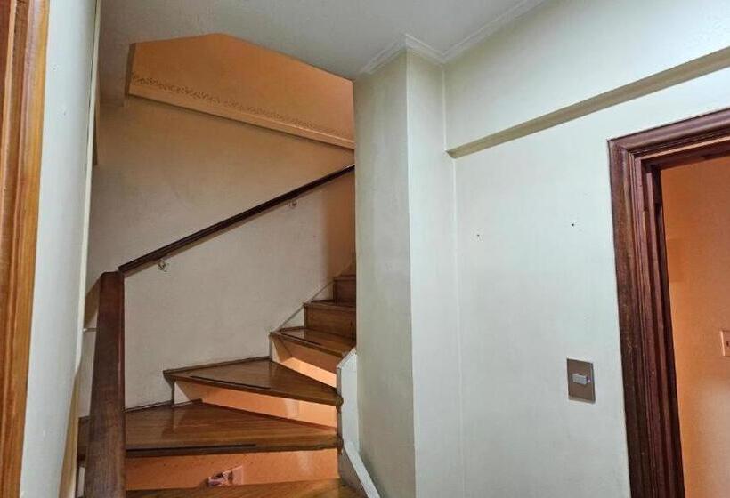 Hostal Casona Del Mar