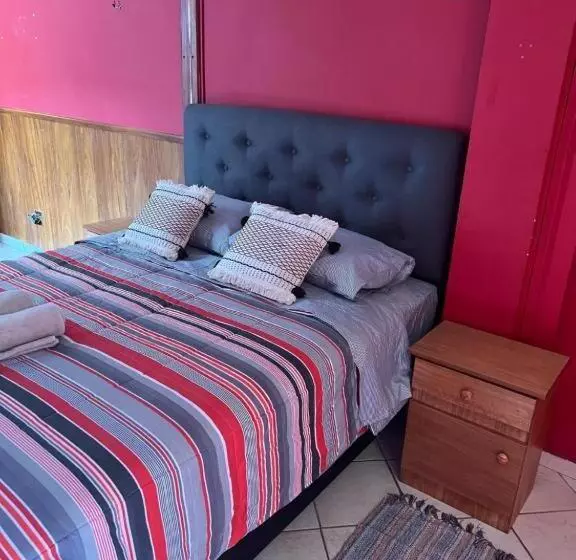 Hostal Casona Del Mar
