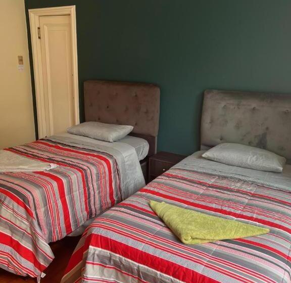 Hostal Casona Del Mar