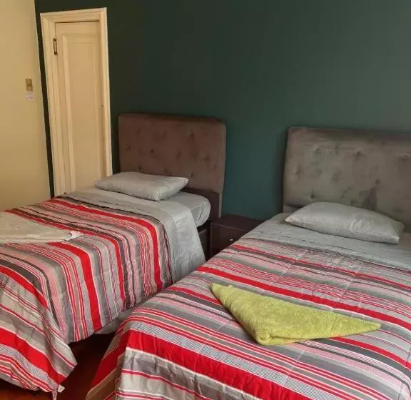 Hostal Casona Del Mar
