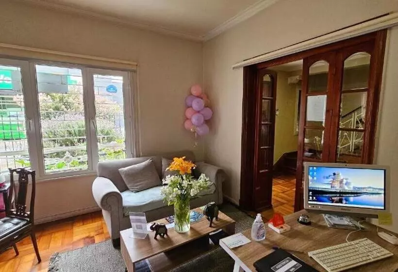 Hostal Casona Del Mar