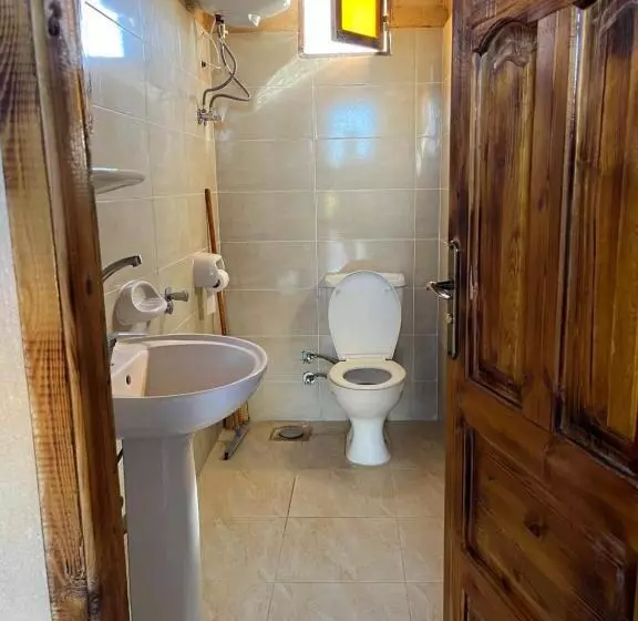 Hotelli Agpeninshal Ecolodge