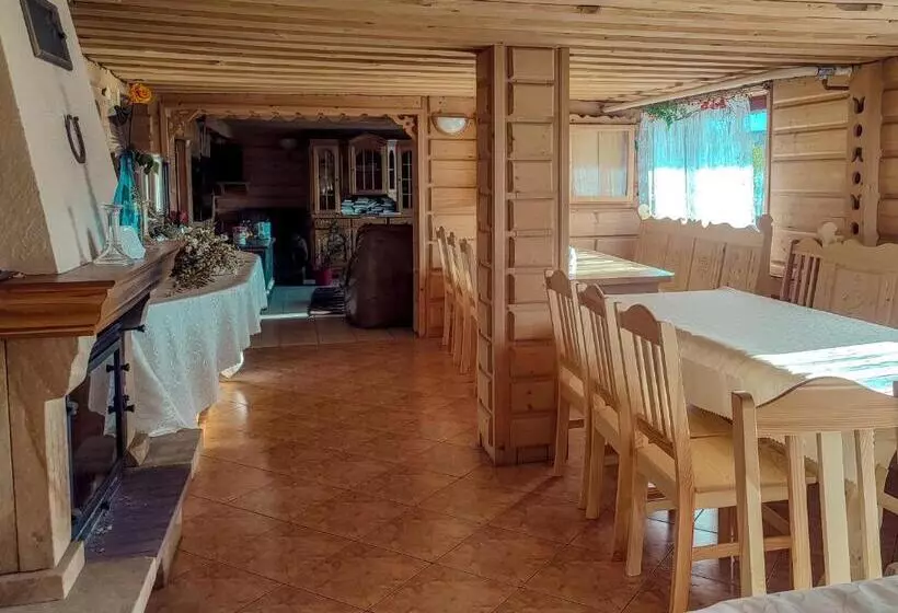 ホテル Agroturystyka śtyry Gwiozdki