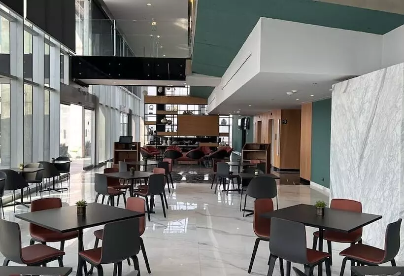 Hotelli Galeria Plaza Monterrey