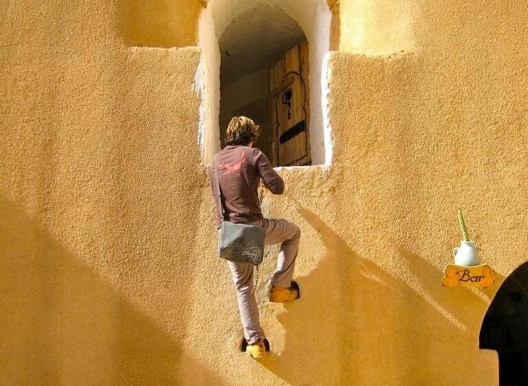 هتل Touring Club Marhala Matmata