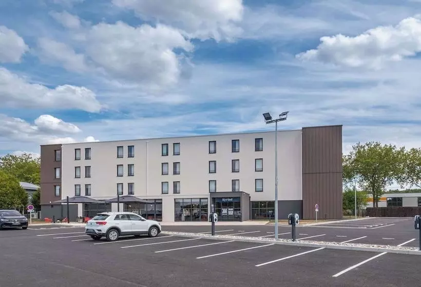 Hotelli Kyriad Tours Sud  Ballan Mire