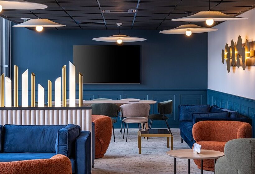 فندق Kyriad Tours Sud  Ballan Mire