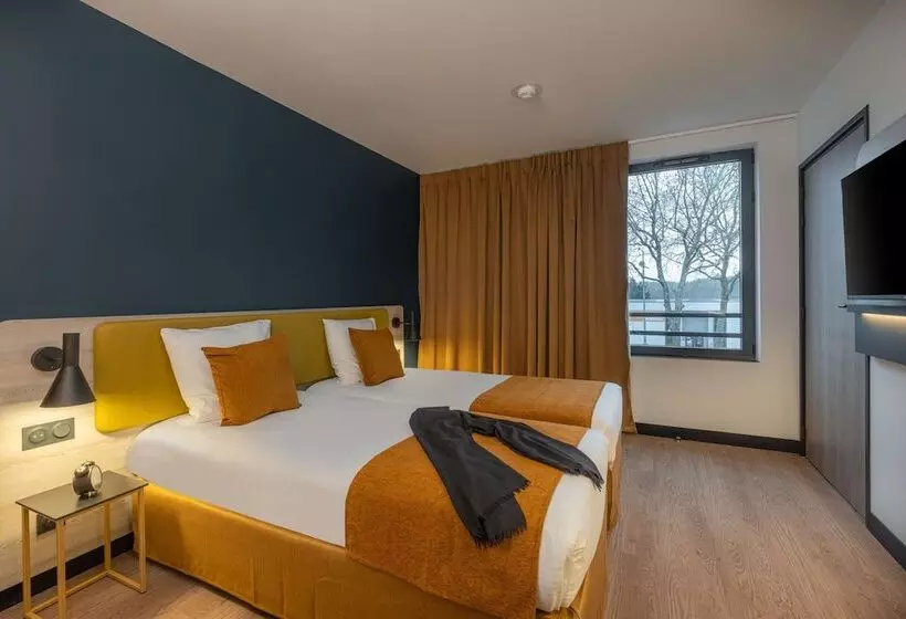 Hotelli Kyriad Tours Sud  Ballan Mire